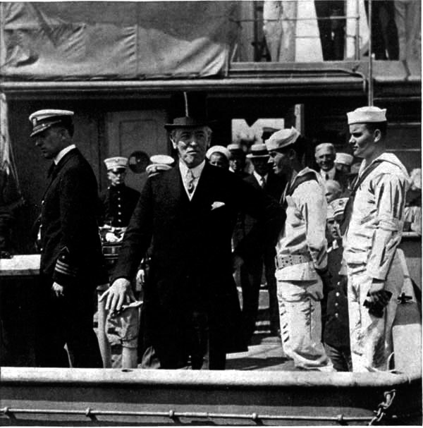 1919: On the bridge of the <i>George Washington</i> on
the return from the Peace Conference