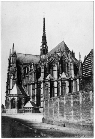 CATHEDRAL AT AMIENS (SOMME) FRANCE, CHOIR AND SOUTH
TRANSEPT FROM THE S. E.
